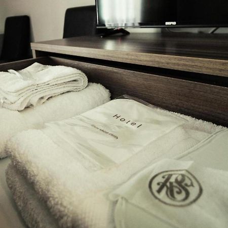 Hotel Season Jereván Kültér fotó