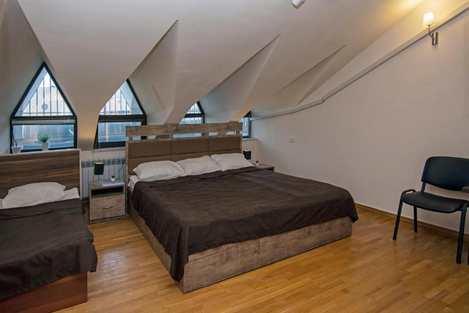 Hotel Season Jereván Kültér fotó